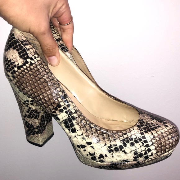 Kenneth Cole Reaction block heels size 8 - Picture 2 of 8